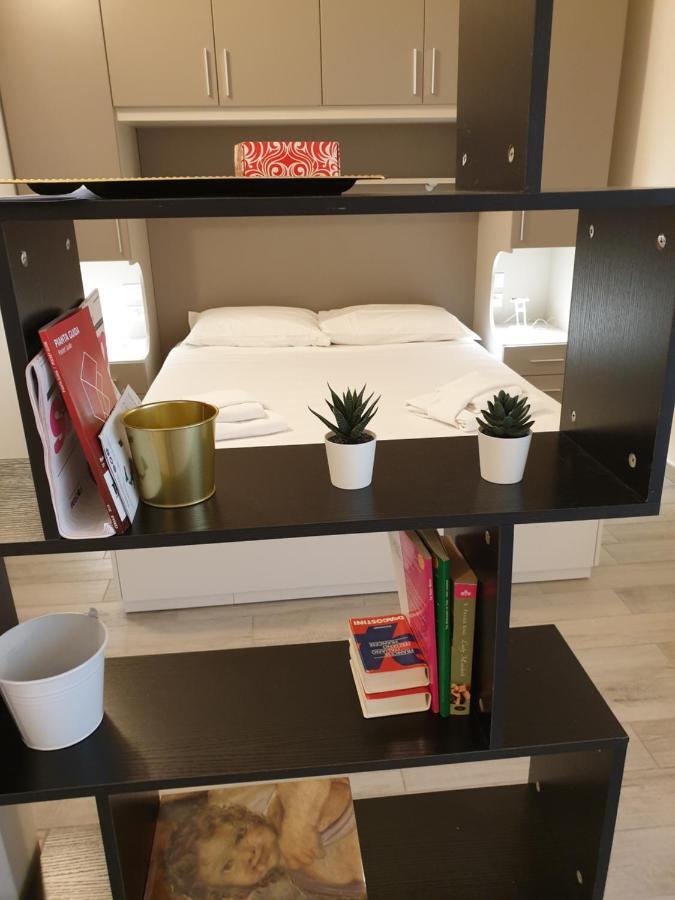 Suite Marconi Bologna Bagian luar foto